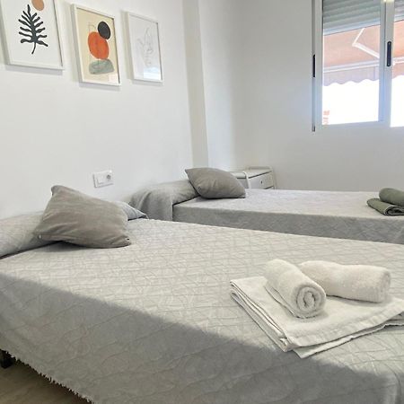 Atico Puerto Burriana Apartment ภายนอก รูปภาพ