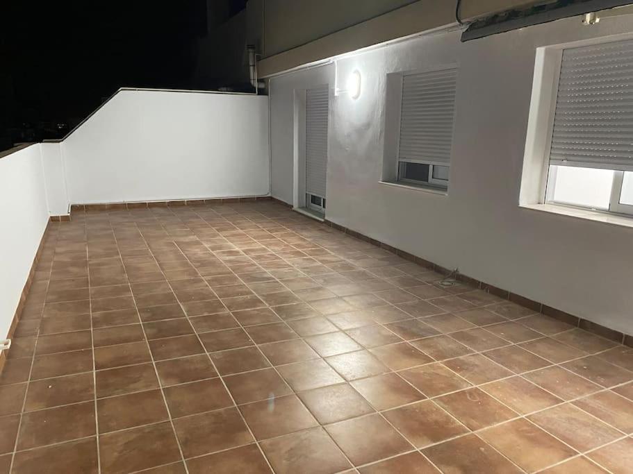 Atico Puerto Burriana Apartment ภายนอก รูปภาพ